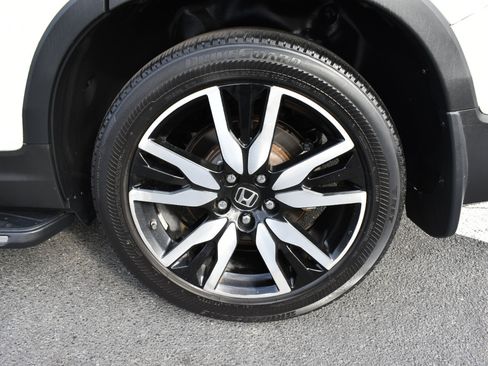 Used 2019 Honda Pilot Touring image 39