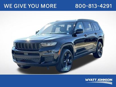 Used 2023 Jeep Grand Cherokee L Laredo