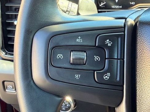 Used 2024 GMC Sierra 1500 AT4 w/ Technology Package AWD/4WD image 14