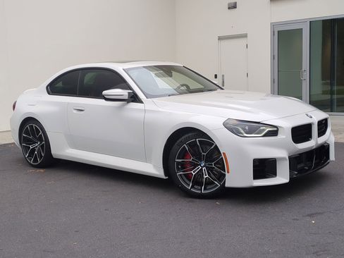 New 2026 BMW M2 w/ Lighting Package image 2