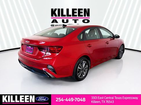 Used 2024 Kia Forte LXS FWD image 9