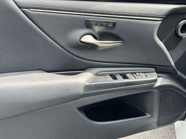 Used 2021 Lexus ES 350 w/ Premium Package FWD image 17