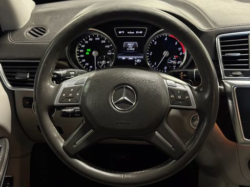 Used 2013 Mercedes-Benz GL 320 BlueTEC 4MATIC image 34