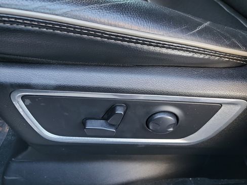 Used 2023 RAM 1500 Laramie image 14