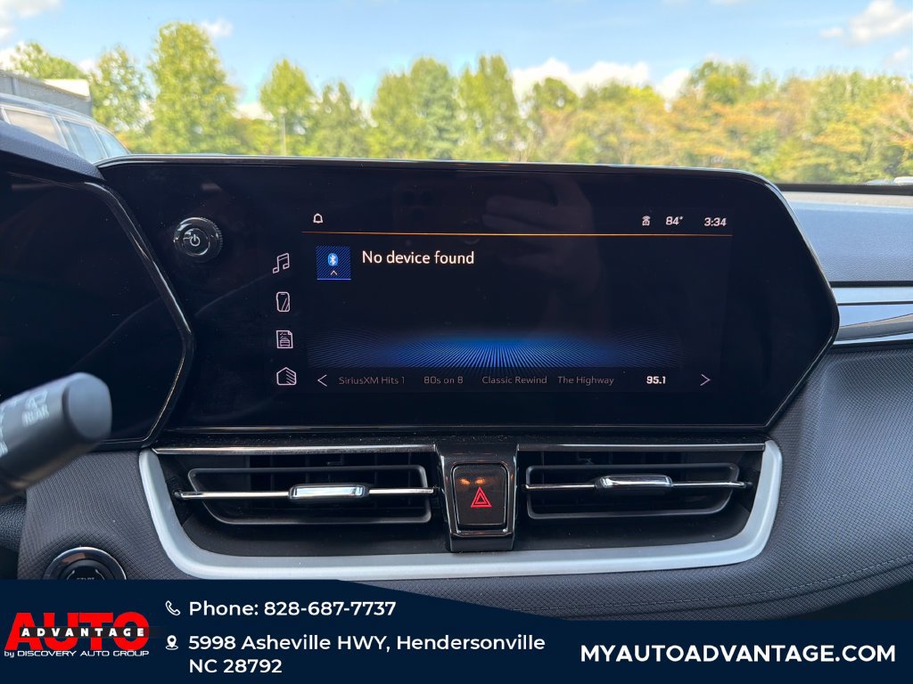 Used 2025 Chevrolet TrailBlazer LT FWD image 15