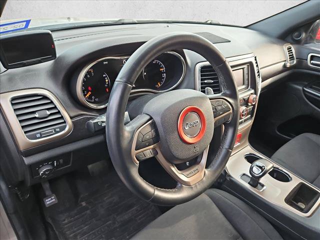 Used 2014 Jeep Grand Cherokee Laredo w/ Quick Order Package 23E RWD image 9