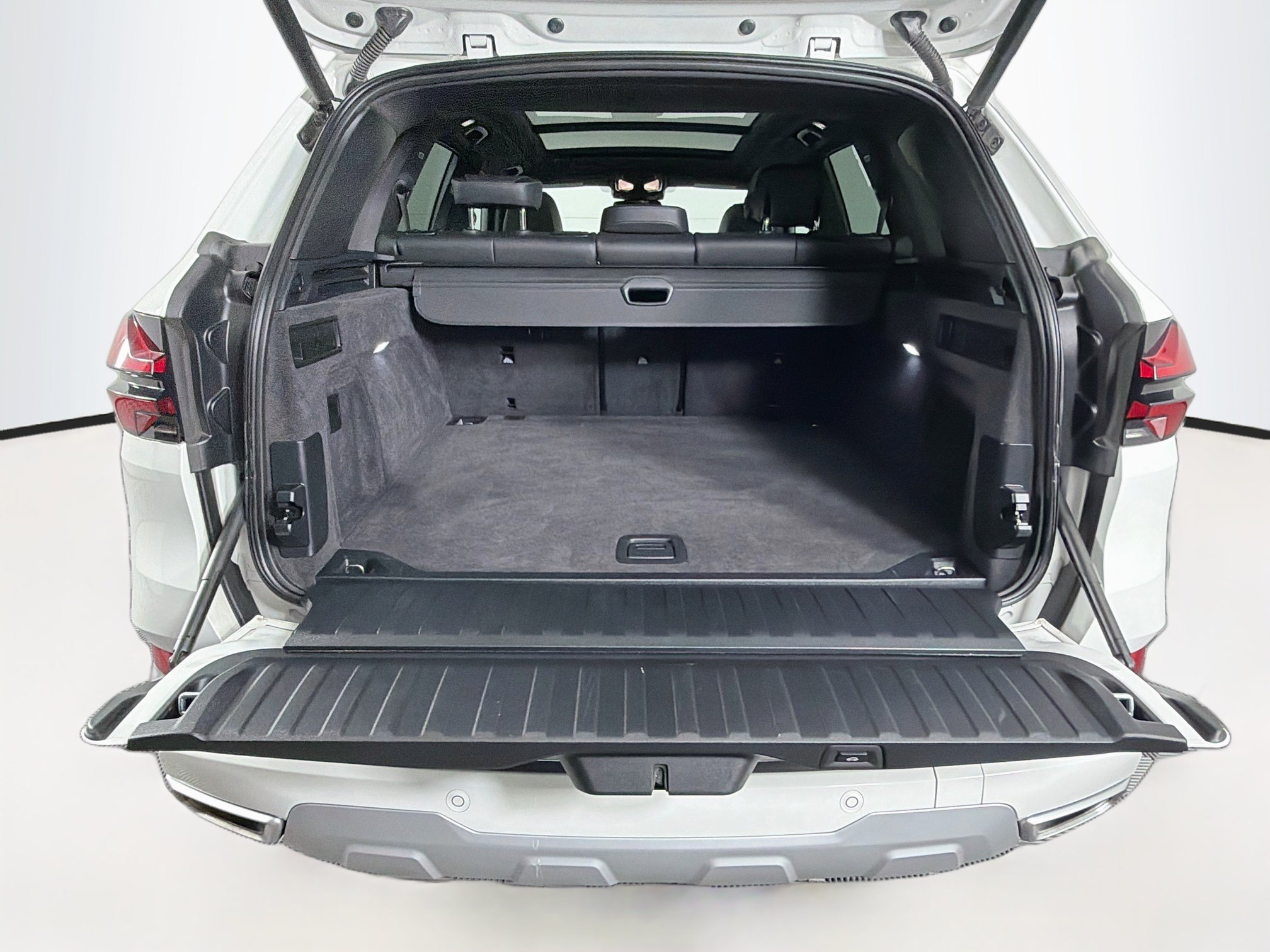 Used 2026 BMW X5 xDrive40i AWD/4WD image 31
