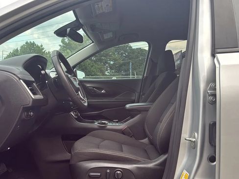 Used 2022 GMC Terrain SLE w/ Driver Convenience Package AWD/4WD image 10