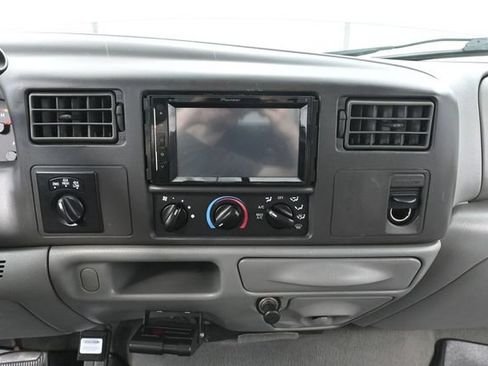 Used 2002 Ford F250 XLT AWD/4WD image 28