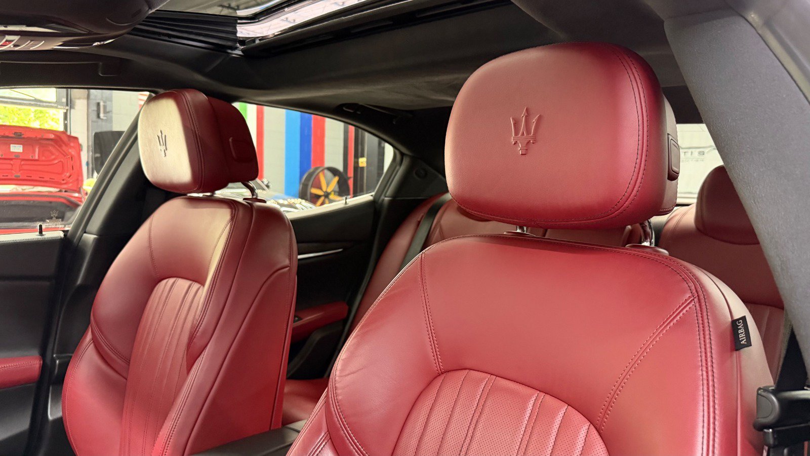 Used 2017 Maserati Ghibli S Q4 AWD/4WD image 30