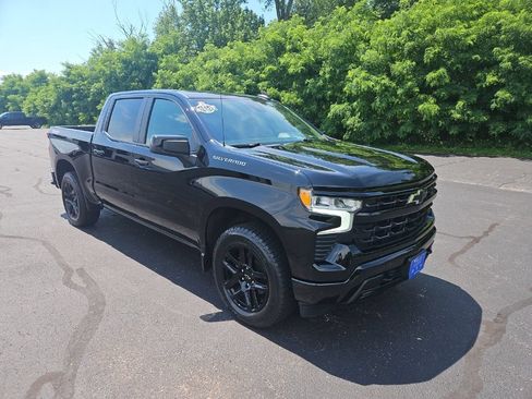 Used 2022 Chevrolet Silverado 1500 RST AWD/4WD image 10