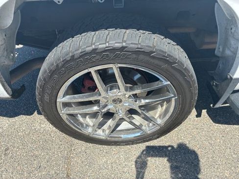 Used 2020 Chevrolet Silverado 1500 LT w/ All-Star Edition AWD/4WD image 5