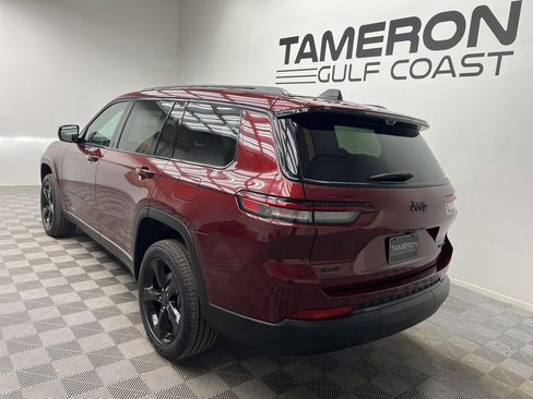 New 2025 Jeep Grand Cherokee L Limited w/ Luxury Tech Group II AWD/4WD image 3