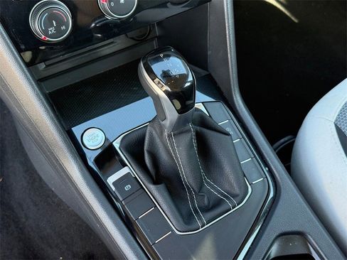 Certified 2025 Volkswagen Taos S image 15