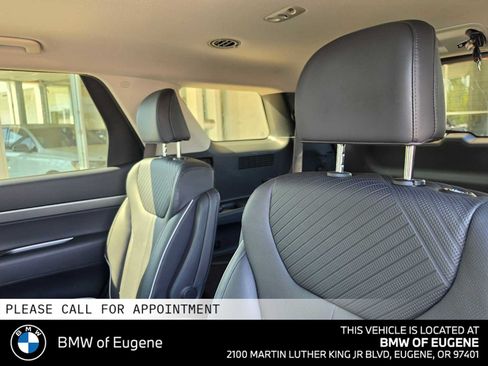 Used 2025 Hyundai Palisade SEL AWD/4WD image 21