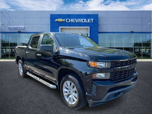 Certified 2021 Chevrolet Silverado 1500 Custom AWD/4WD image 1