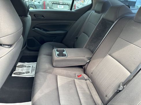 Used 2023 Nissan Altima 2.5 SV image 16