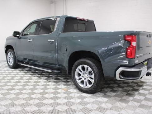 Used 2025 Chevrolet Silverado 1500 LTZ AWD/4WD image 9