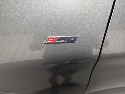 Used 2025 Ford Explorer ST-Line AWD/4WD image 10