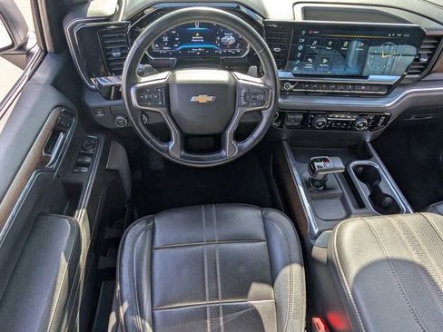 Used 2024 Chevrolet Silverado 1500 High Country image 10