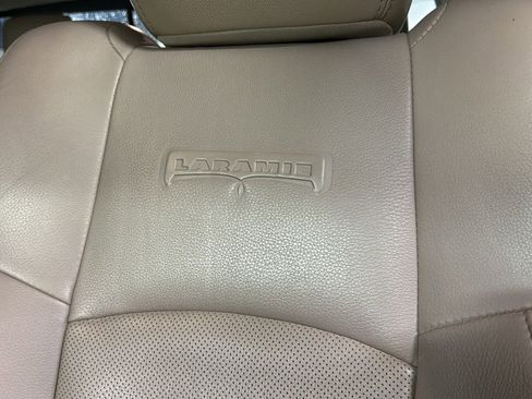 Used 2014 RAM 1500 Laramie w/ Convenience Group RWD image 17