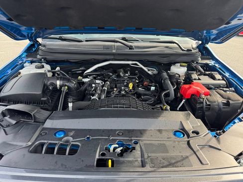 Used 2023 Ford Ranger XLT w/ Equipment Group 302A High AWD/4WD image 18