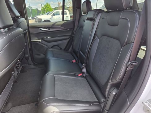 New 2025 Jeep Grand Cherokee Altitude RWD image 55