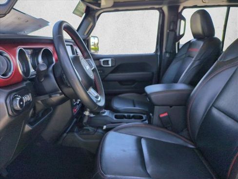 Used 2022 Jeep Wrangler Unlimited Rubicon w/ LED Lighting Group AWD/4WD image 16