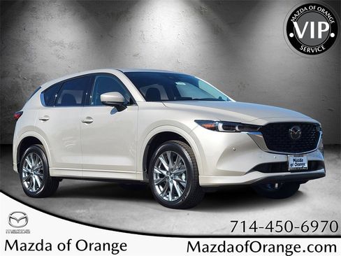 New 2025 MAZDA CX-5 AWD 2.5 S w/ Premium Plus Pkg image 1