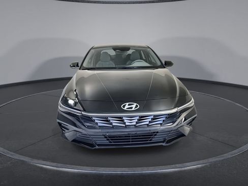 Certified 2025 Hyundai Elantra Hybrid FWD image 3