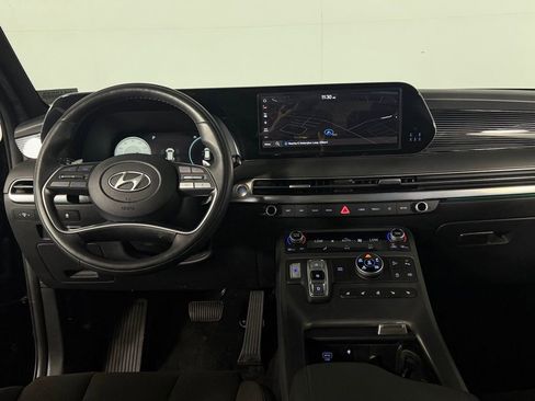 Used 2024 Hyundai Palisade Calligraphy image 13