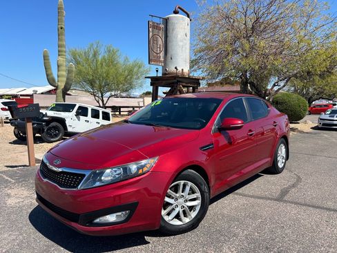 Used 2012 Kia Optima LX w/ Convenience Pkg FWD image 1