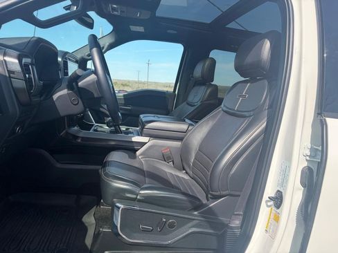 Used 2022 Ford F150 Platinum w/ Equipment Group 701A High image 4