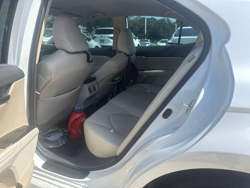 Used 2023 Toyota Camry XLE FWD image 15