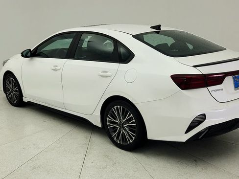 Used 2024 Kia Forte GT-Line w/ GT-Line Premium Package FWD image 6