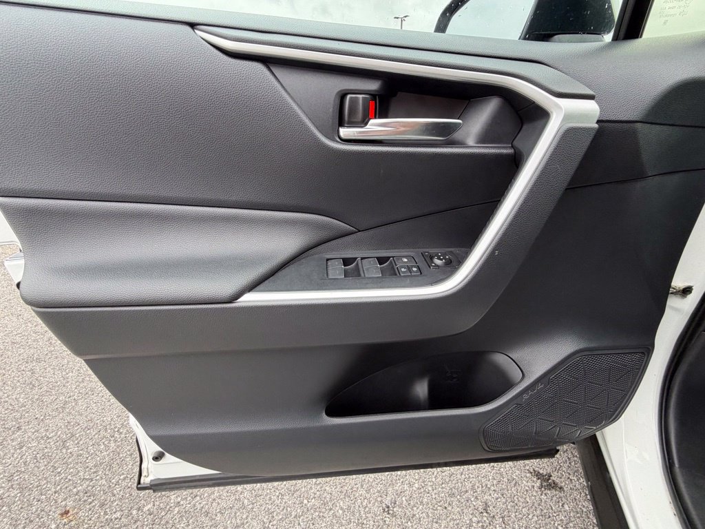 Used 2023 Toyota RAV4 SE w/ Weather & Moonroof Package AWD/4WD image 14