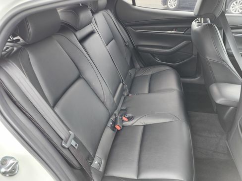 Used 2021 MAZDA MAZDA3 s image 20