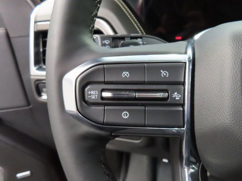 Used 2025 GMC Yukon Elevation w/ LPO, Floor Liner Package image 48