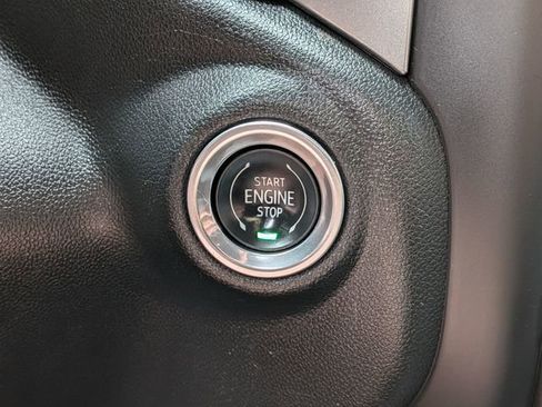 Used 2019 Chevrolet Silverado 1500 RST AWD/4WD image 26