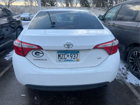 Used 2015 Toyota Corolla LE image 5