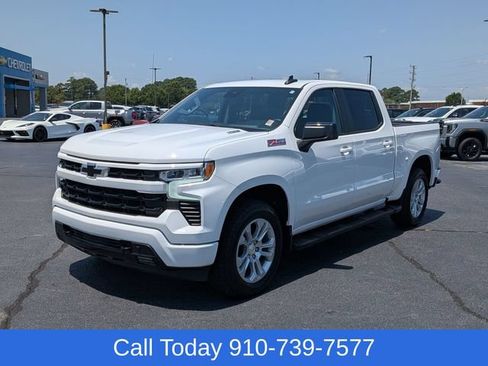 Used 2025 Chevrolet Silverado 1500 RST AWD/4WD image 7