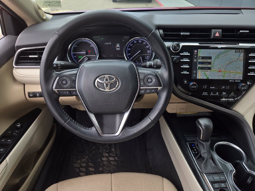 Used 2020 Toyota Camry XLE w/ Driver Assist Package FWD image 14