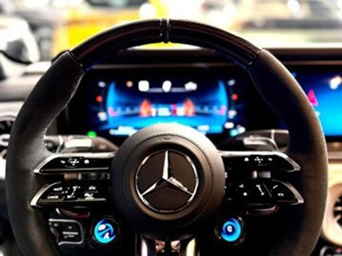 Used 2027 Mercedes-Benz G 63 AMG 4MATIC image 14