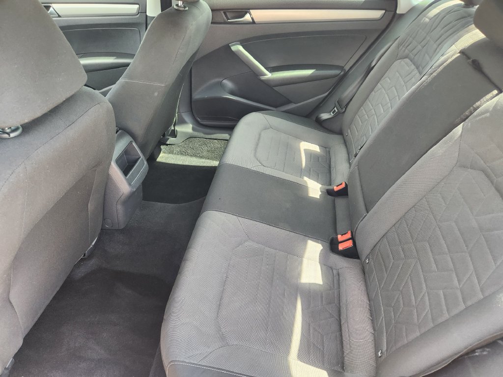 Used 2021 Volkswagen Passat 2.0T S w/ Luggage Net & Mats Package FWD image 22