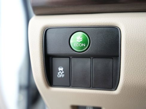 Used 2016 Honda Accord EX-L image 50