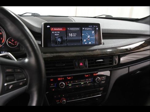 Used 2018 BMW X5 xDrive35i image 9