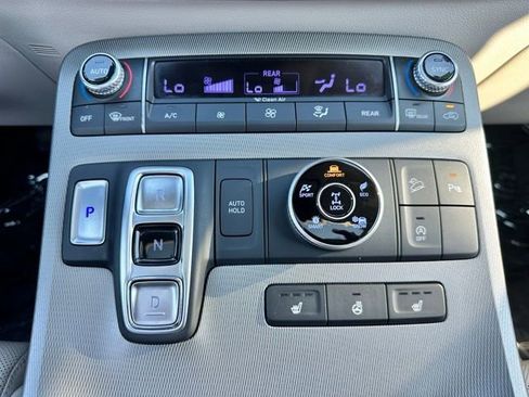 Used 2022 Hyundai Palisade SEL w/ 8P Bench Seat Package AWD/4WD image 22