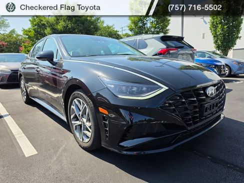 Used 2023 Hyundai Sonata SEL FWD image 3