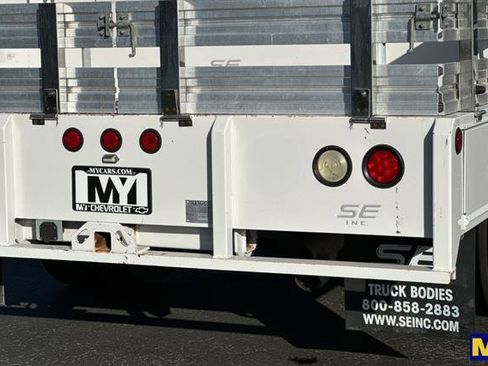 Used 2015 Ford F550 XL image 31