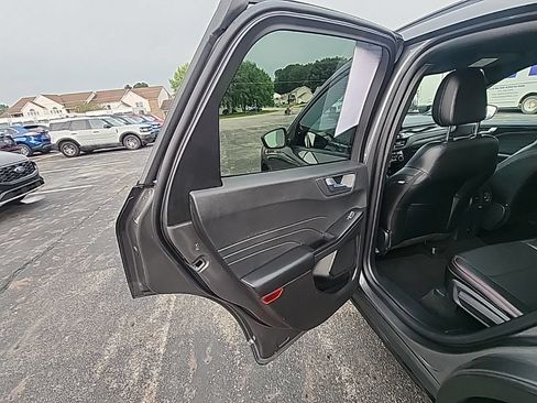 Used 2025 Ford Escape ST-Line Select AWD/4WD image 24